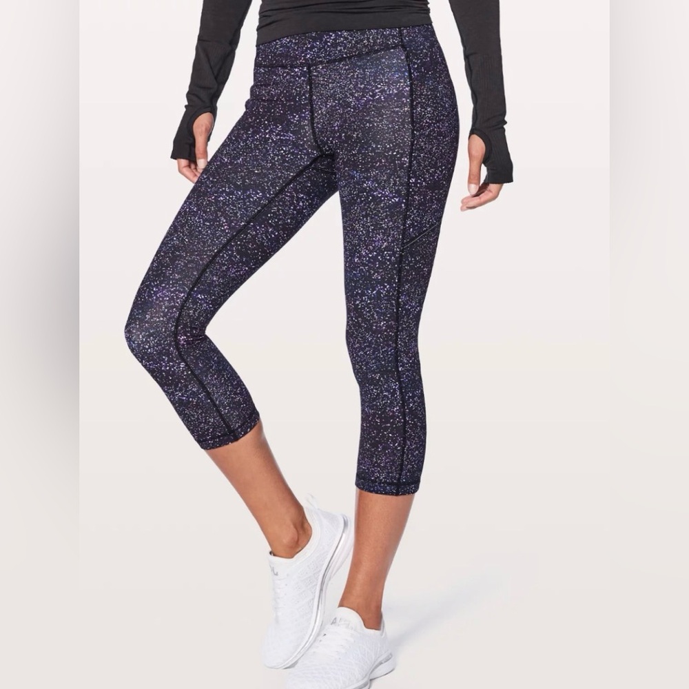 Lululemon speed up crop 21’ size 6